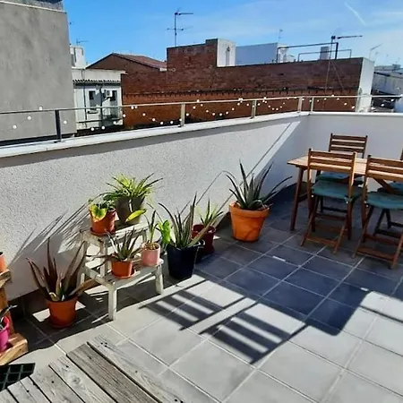 Lovely Beachside Triplex * Badalona